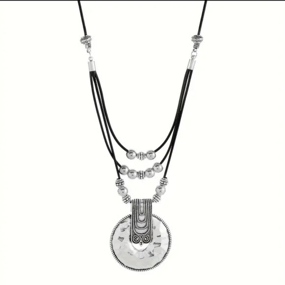 NEW! Beautiful Boho Silver Tiered Pendant Necklace. - Picture 2 of 4
